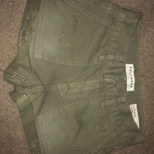 Bullhead highrise shorts